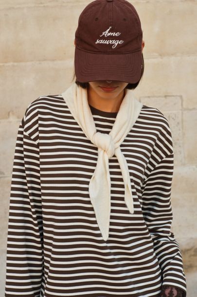 Braunes gestreiftes T-Shirt mit langen Spitzenärmeln