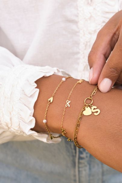 Armband met hartjes en imitatieparels