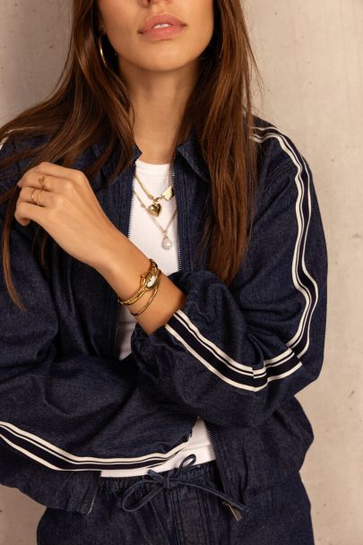 Donkerblauw denim jacket in sporty look 