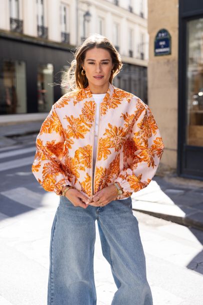 Oranje jacquard bomber met bloemen details