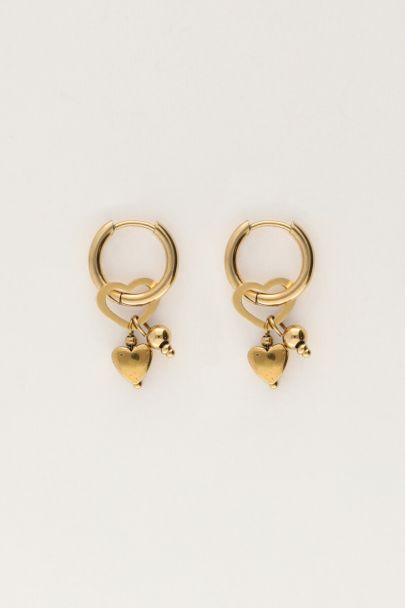 Small earrings with various hearts