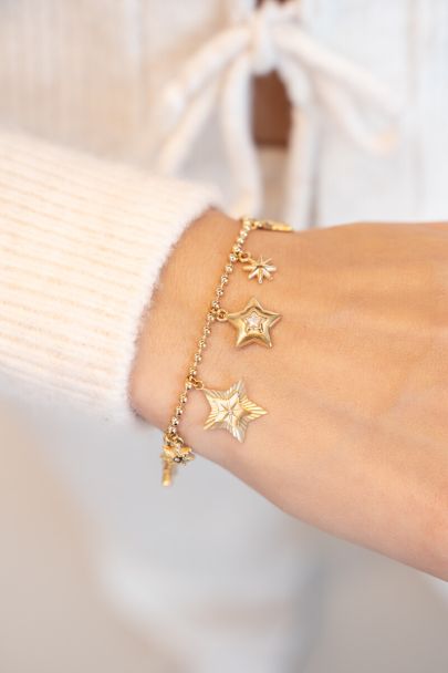 Starry charm bracelet with stars