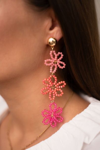 Boucles d'oreilles avec 3 fleurs roses