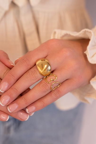 Bold Statement-Ring mit offenen Herzen