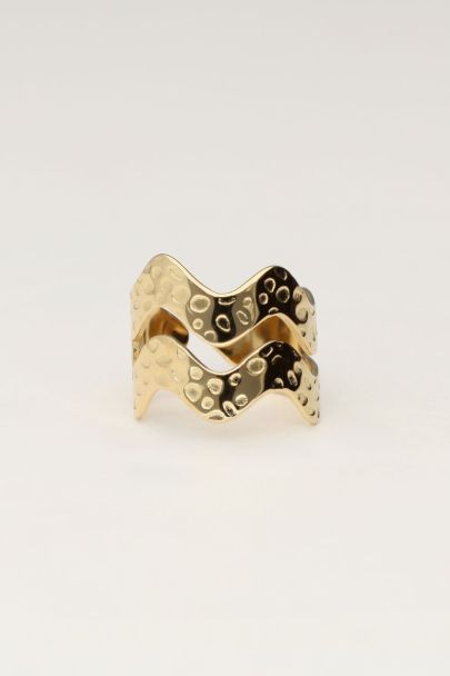 Statement ring with double wave