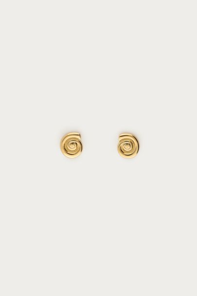 Studs snail shell