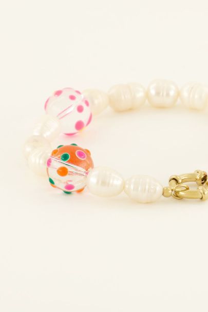 Sunchasers gold pearl bracelet with colourful glass beads