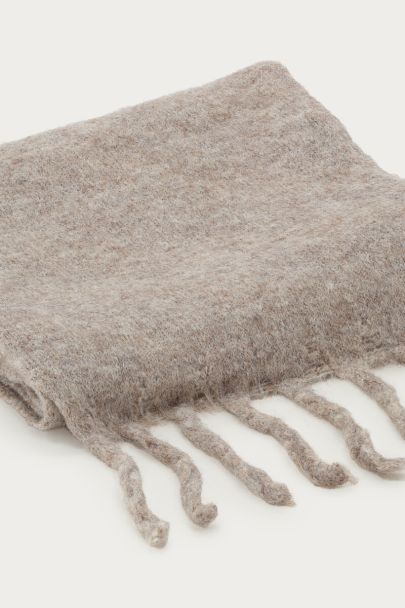Taupe knit scarf with fringe