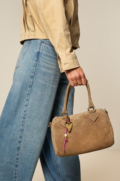 Taupe suède tas