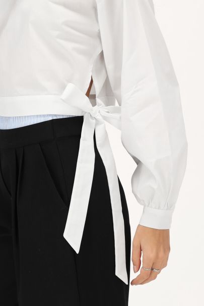 Witte poplin blouse met strikjes