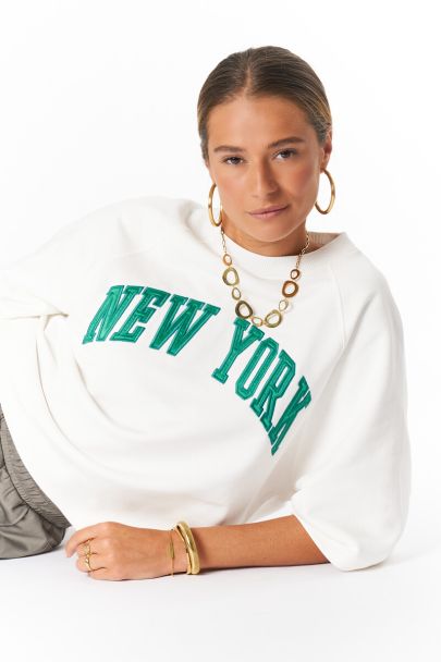 White sweater with short sleeves "New York"