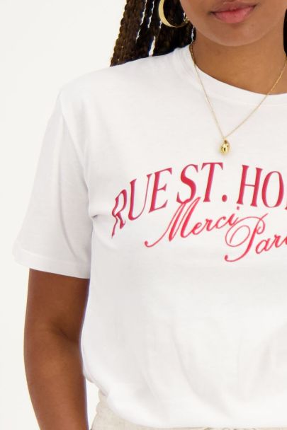 T-shirt blanc avec ''Rue st. honoré'' rouge