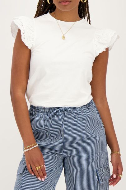 White top with embroidered sleeves