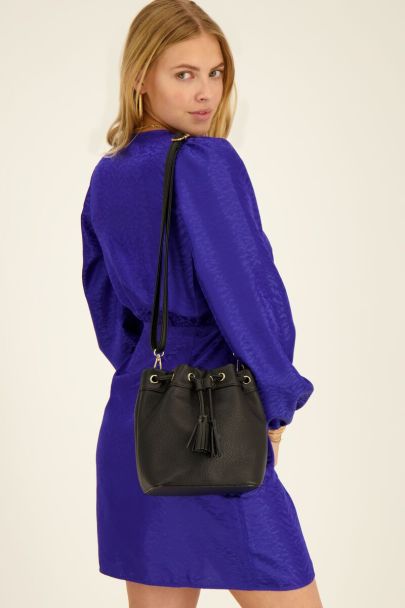 Black round shoulder bag with drawstring