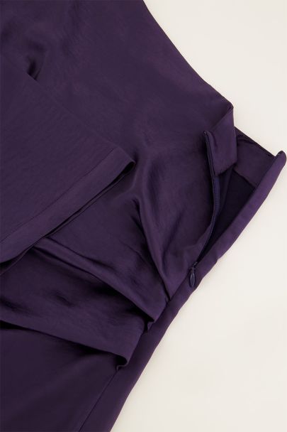 Purple one-shoulder satin-look dress