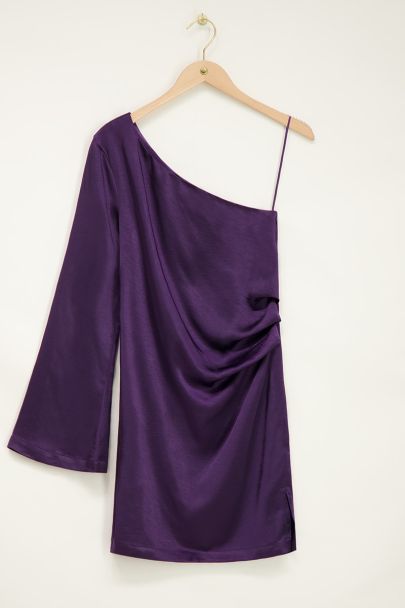 Purple one-shoulder satin-look dress