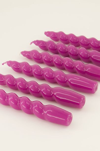 Bougies torsadées violettes