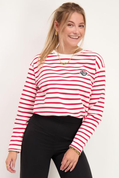 Red striped très belle top