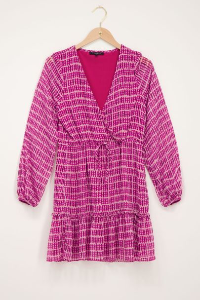 Robe rose avec motif tie and dye