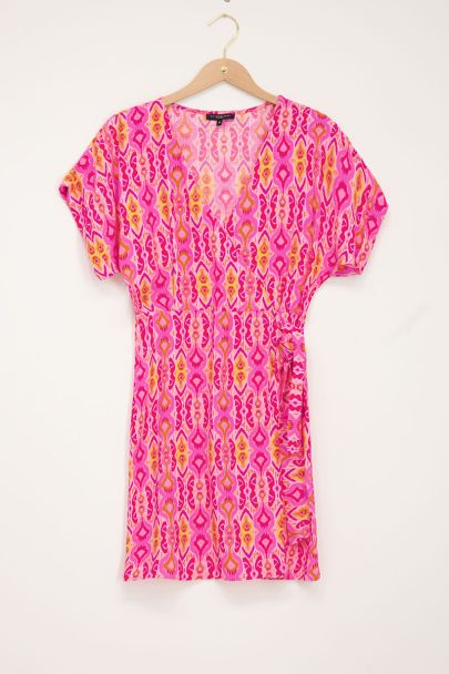 Robe portefeuille rose avec imprimé aztèque