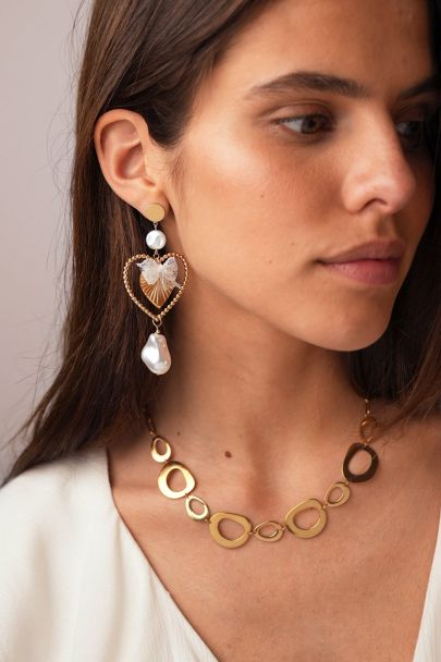 Statement hartjes oorhangers met imitatieparels