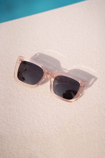 'The Audrey' pink sunglasses