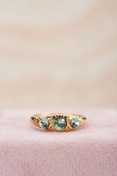 Triple mint leaves ring