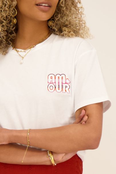 Wit T-shirt met amour embroidery