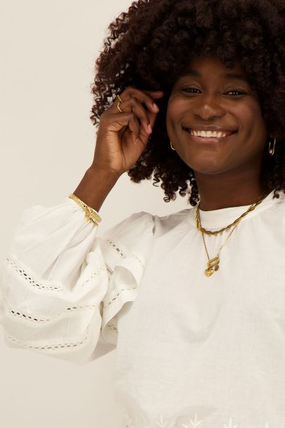 Witte blouse met embroidery & schouder ruffle