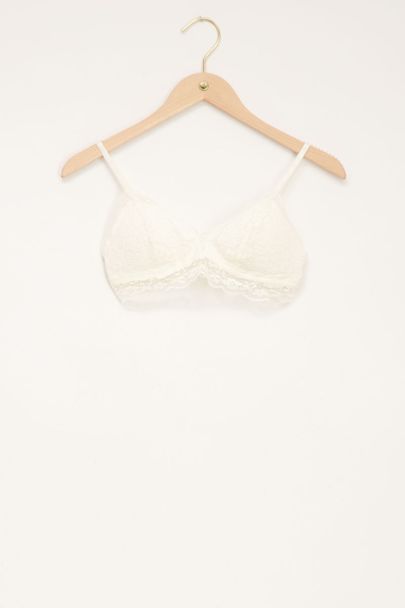 Witte bralette met kanten bloemen