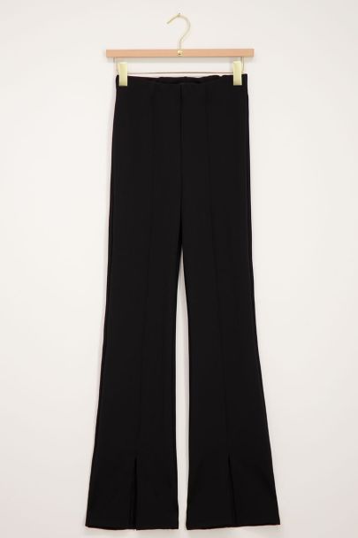 Pantalon flared noir avec fente