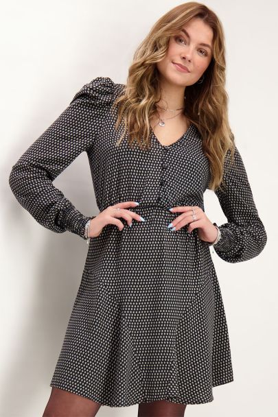 Robe noire à imprimé trèfle
