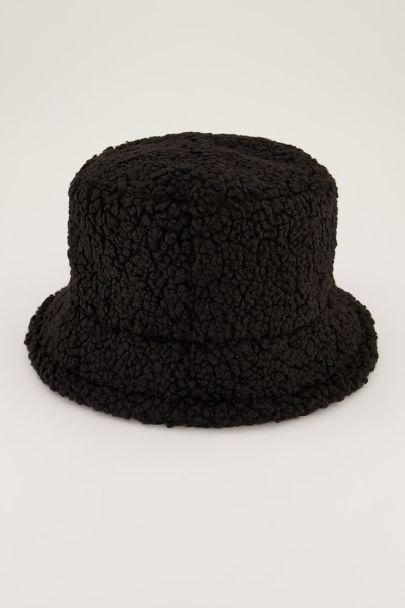 Schwarzer Bucket Hat aus Teddy-Stoff