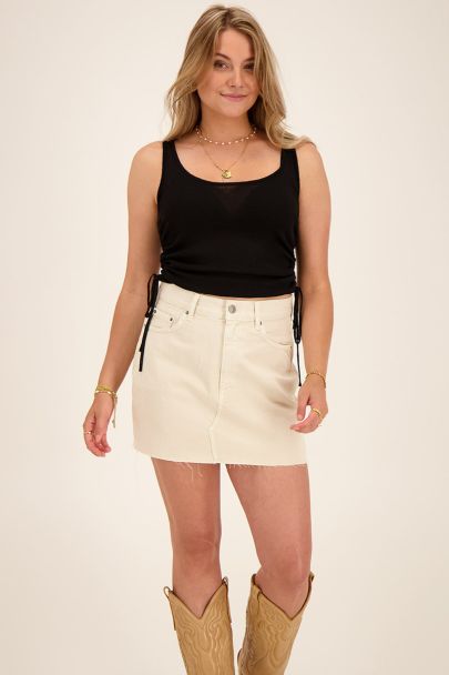 Schwarzes Top mit Kordelzug