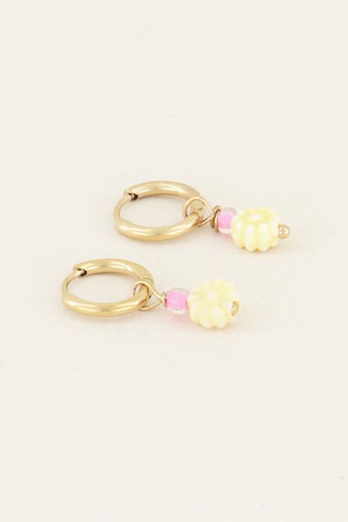 Earrings with beige flower bead | My Jewellery