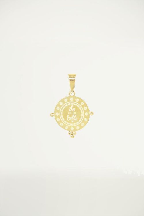 Round charm with La Vie Est Belle