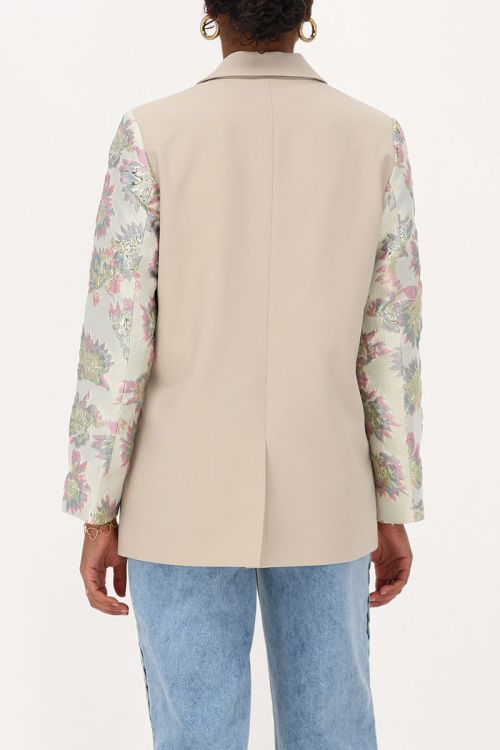 Beige blazer with jacquard sleeves | My Jewellery