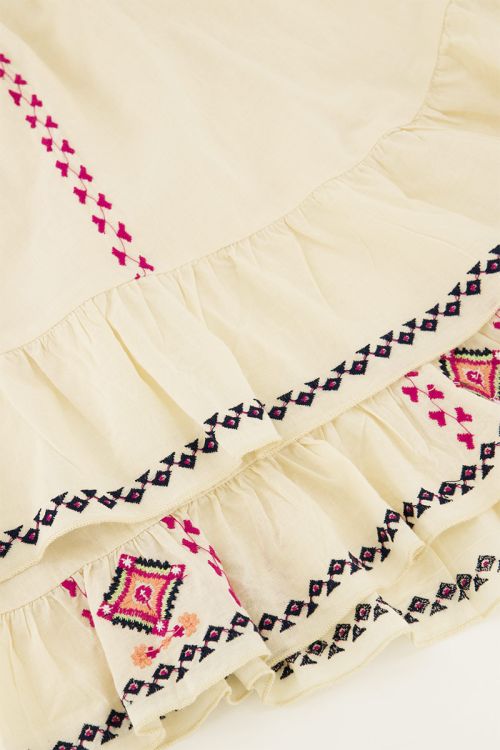 Beige skort with embroidery details | My Jewellery