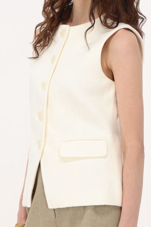 Beige vest with pockets | My Jewellery