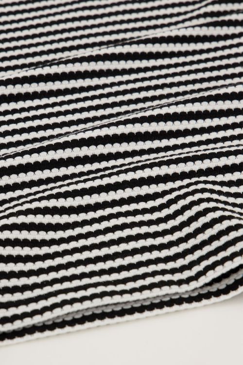 Black & white top with ruffled puff sleeves | My Jewellery