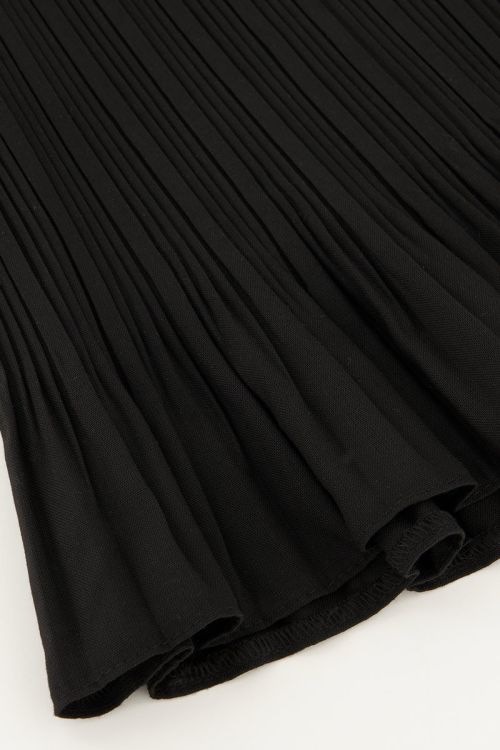 Black Pleated Mini Skirt | My Jewellery