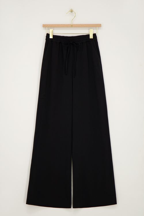 Black wide leg pants with tie cord | My Jewellery