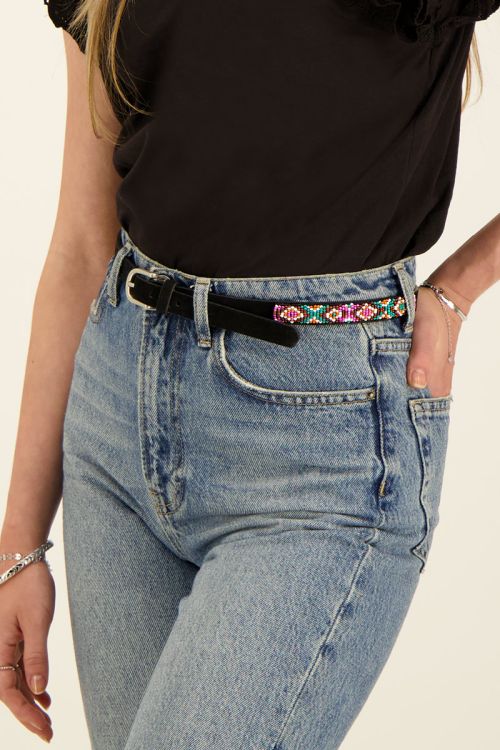 Black belt with silver clearance buckle