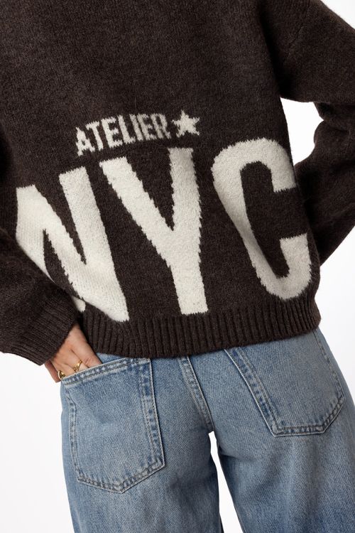 Brown sweater with back print "Atelier NYC" | My Jewellery