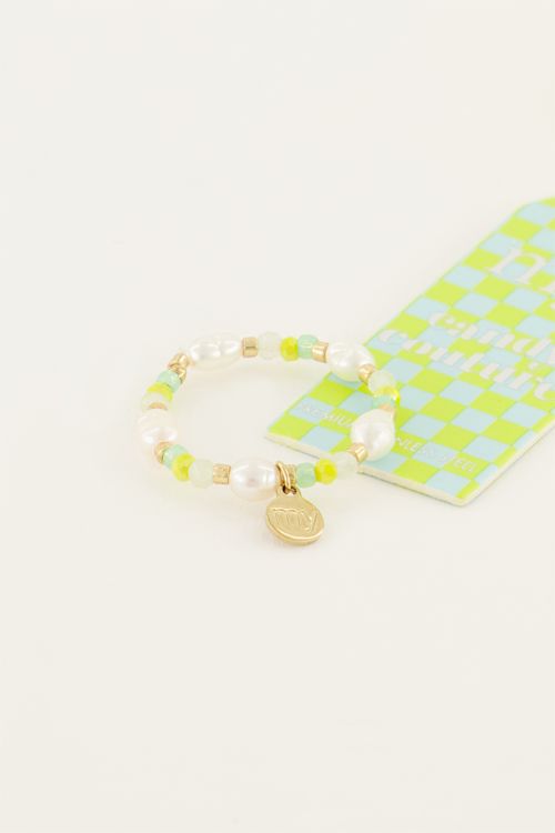 Candy ring met groene kralen