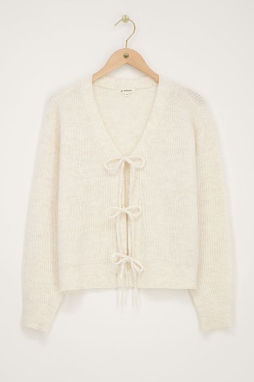 Cream cardigan with bows | My Jewellery