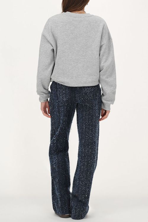 dark-blue-wide-leg-jeans-with-jacquard