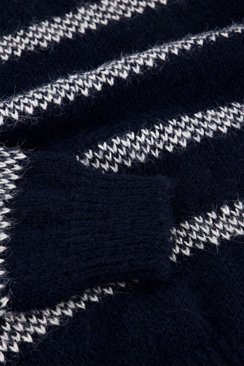 Dark blue oversized sweater with white stripes