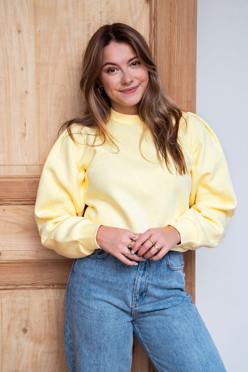 Gele sweater met shape | My