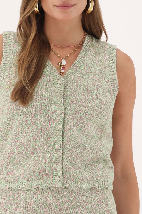 Green vest with scalloped edge | My Jewellery
